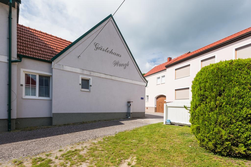 Gaestehaus - Doris - Wenzl Mörbisch am See Eksteriør bilde